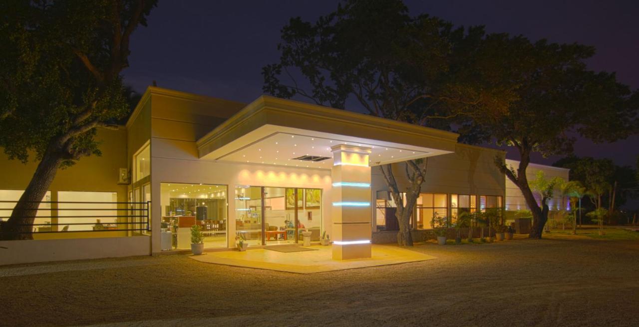 Jade Green Hotel Hambantota Zewnętrze zdjęcie