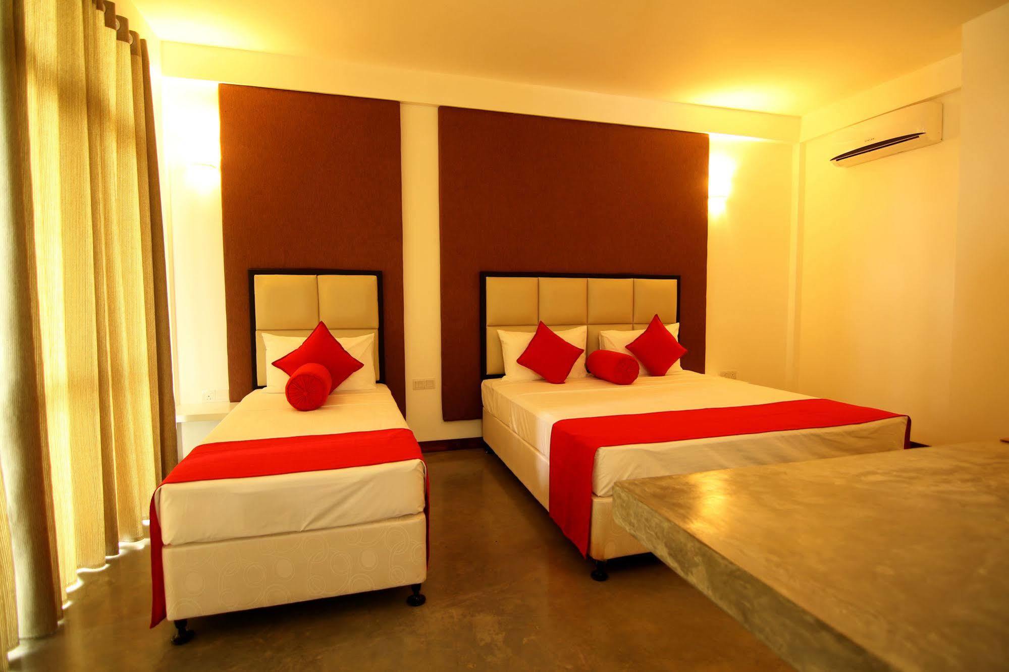 Jade Green Hotel Hambantota Zewnętrze zdjęcie